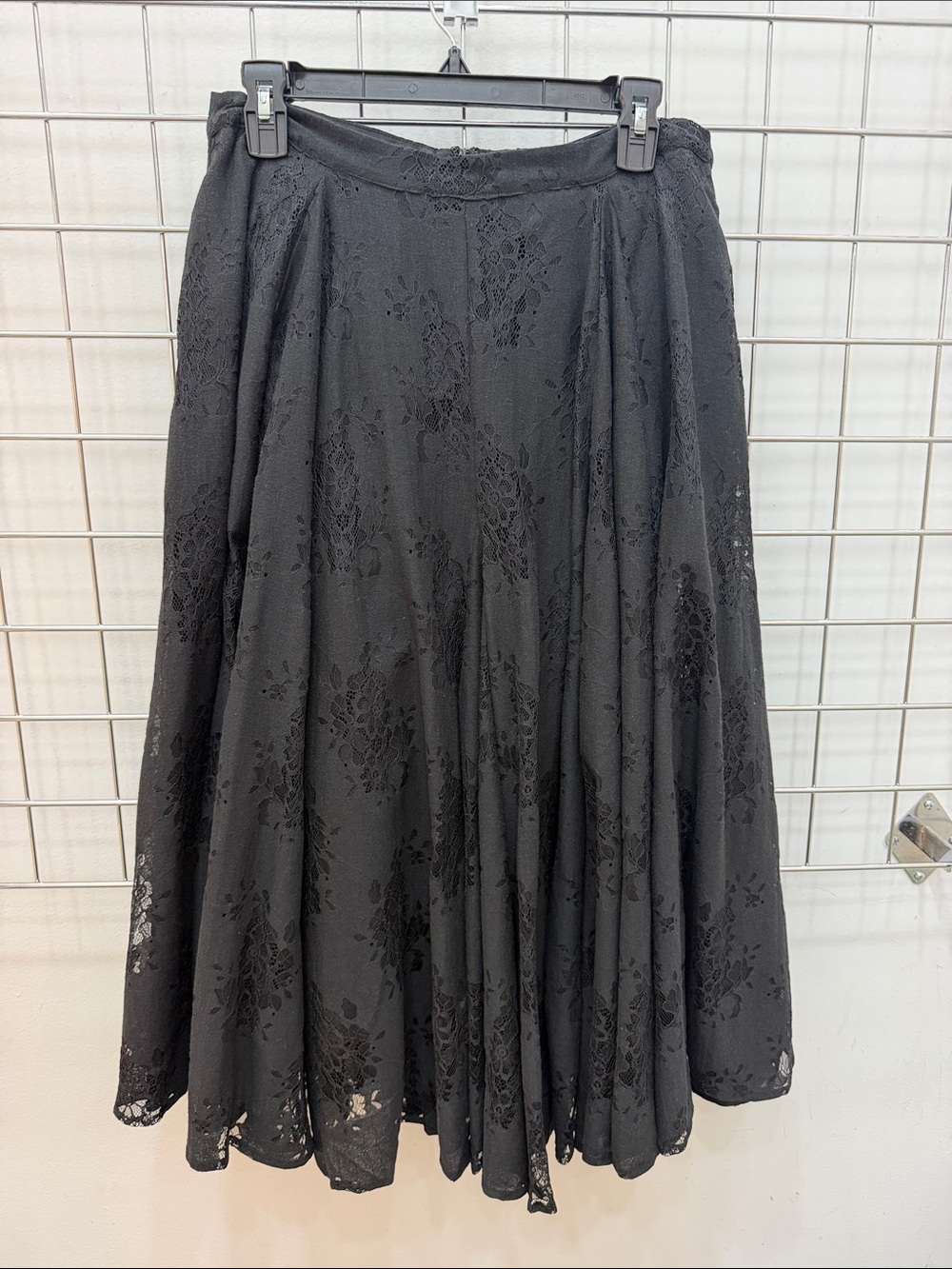 Avec Les Filles Black Floral Lace A-Line Skirt